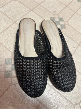 Kenneth Cole Women's Black Woven Slip-On Flats
